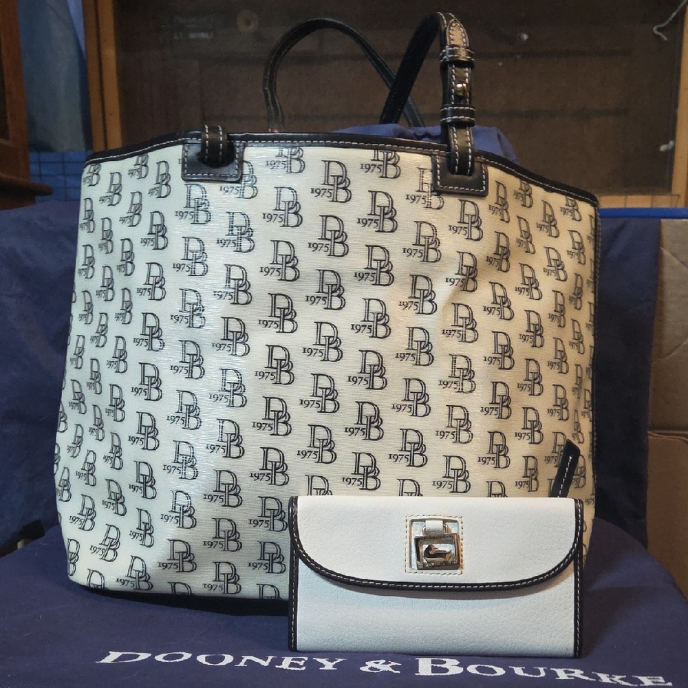 Dooney & Bourke White and Black DB Logo Tote with Matching Wallet